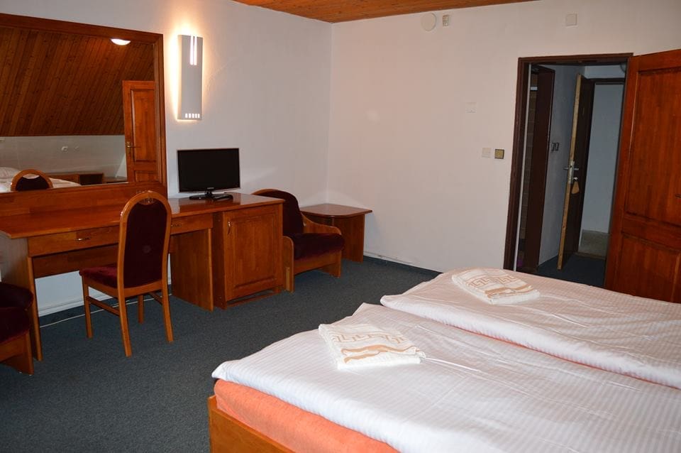 Na predaj: Penzión HOREC – dokonalé miesto pre relax v srdci Kremnického pohoria 2 Na predaj: Penzión HOREC – dokonalé miesto pre relax v srdci Kremnického pohoria - 2